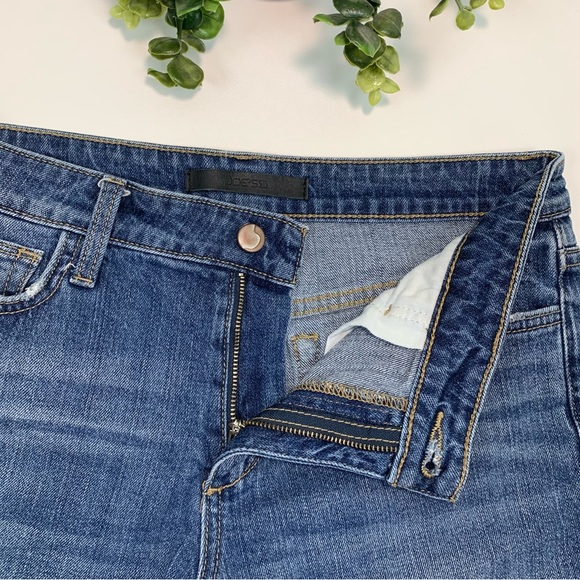 Joe’s Jeans Women’s 5” Mid High Rise Denim Jean Shorts Size 28 - Picture 3 of 14